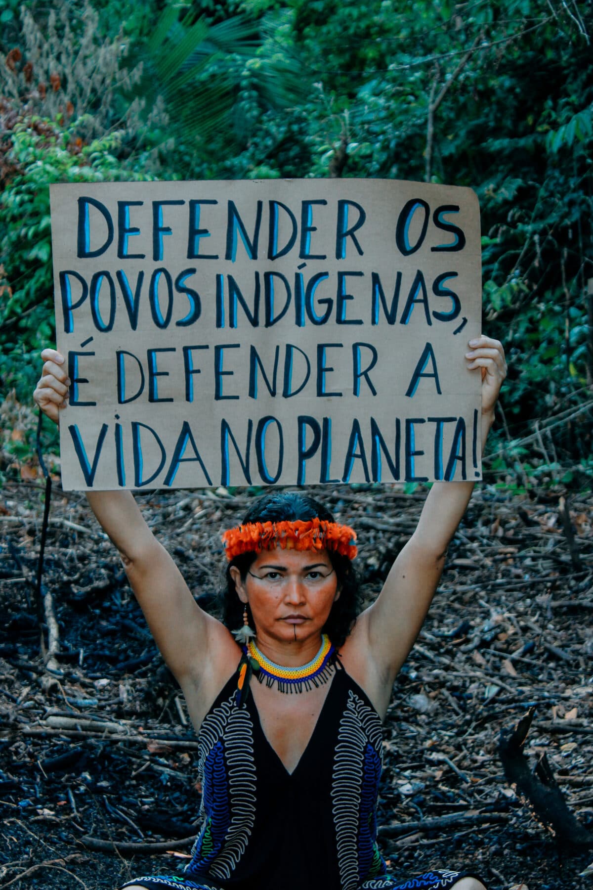 "Defender os povos indígenas é defender a vida no planeta"